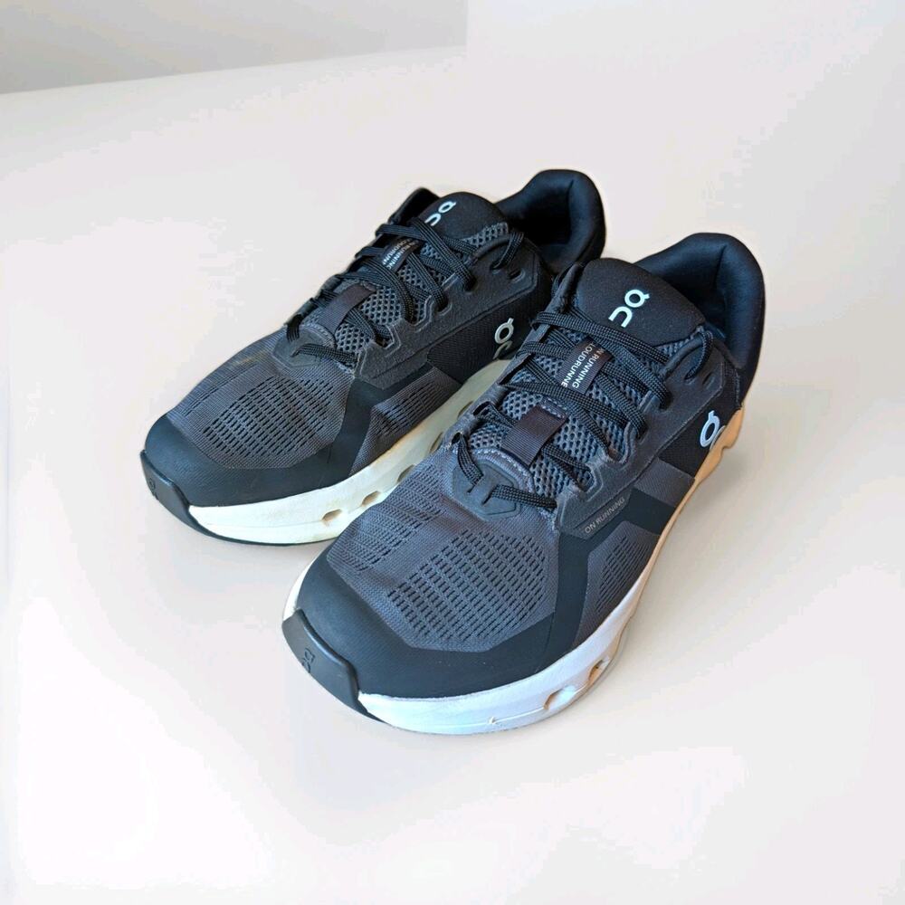 On Cloudrunner 2 Wide Men's 9 Low Top Running Sneaker Eclipse Black